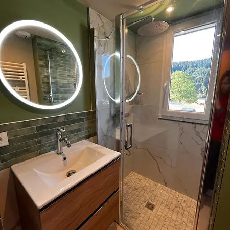 Independent With Panoramic Views *